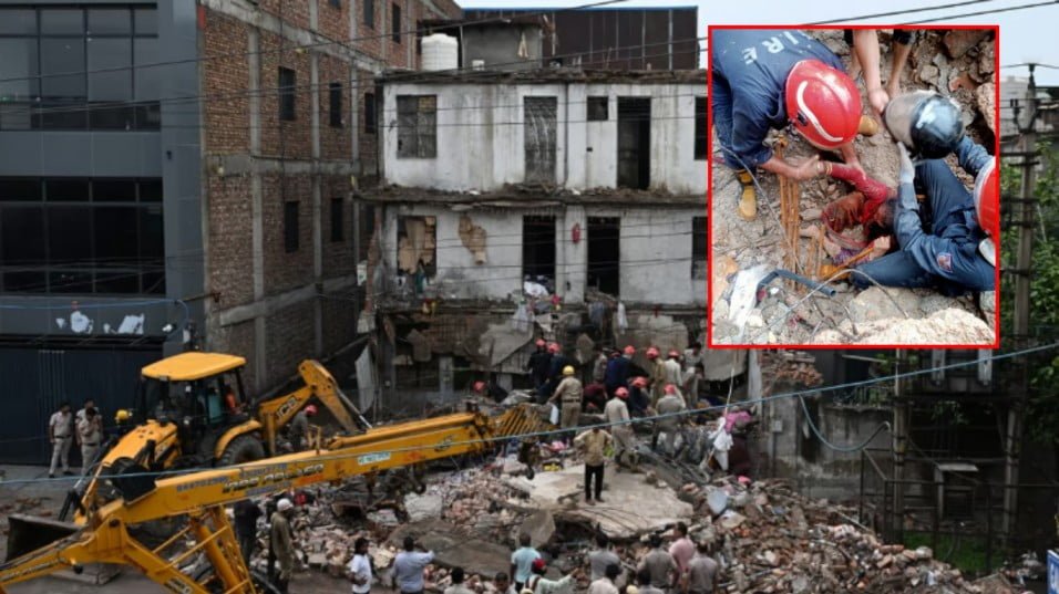 Delhi building collapsed